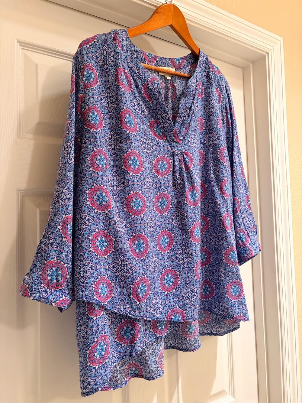 Cynthia Rowley Blue and Pink Medallion Tunic Top